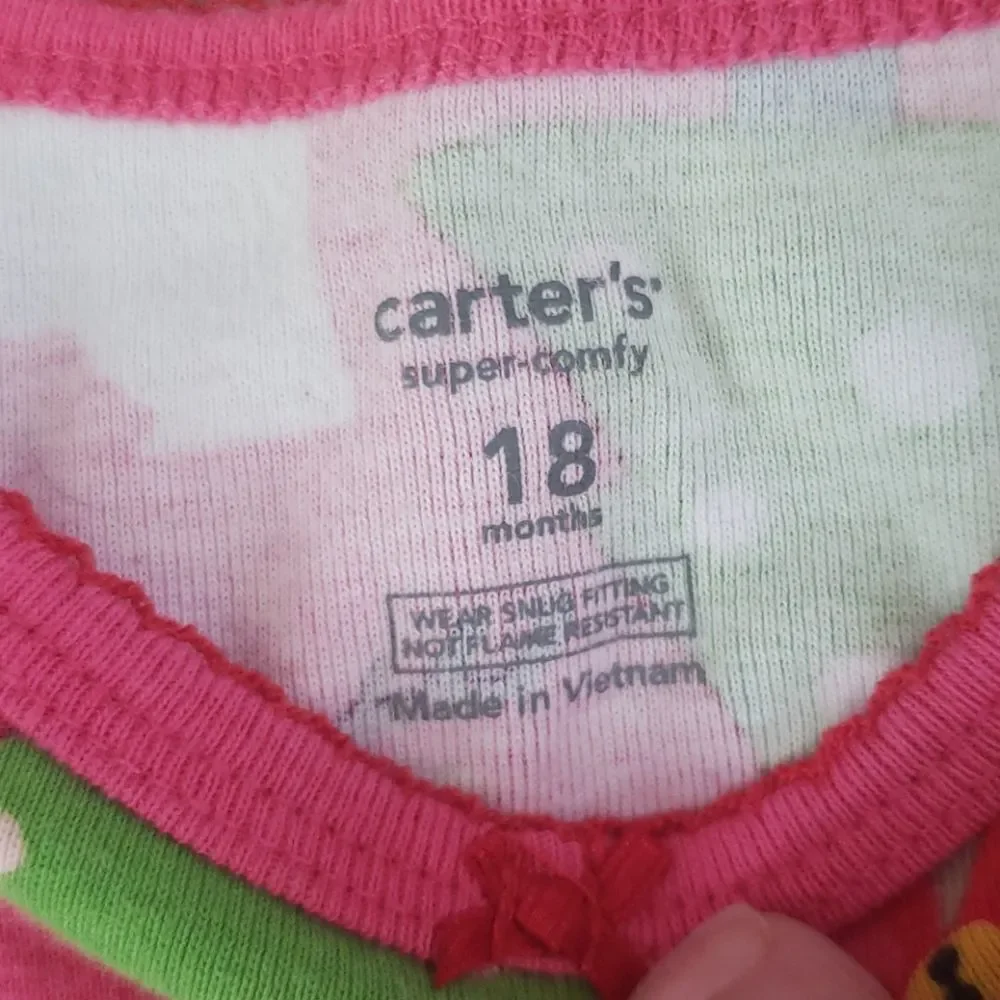 Adorable EUC Carter's Christmas Pajamas Sz 18 Mos